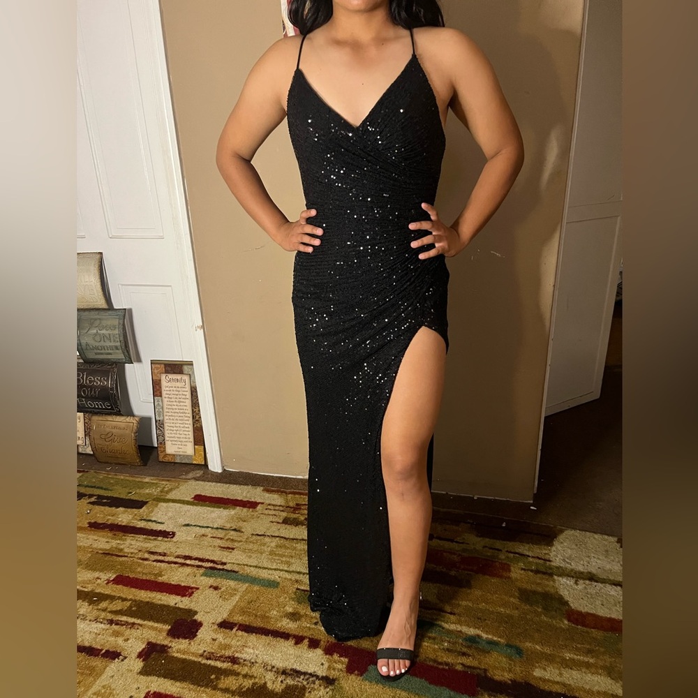 Ladivine brand, size small black sequin strappy back prom dress.